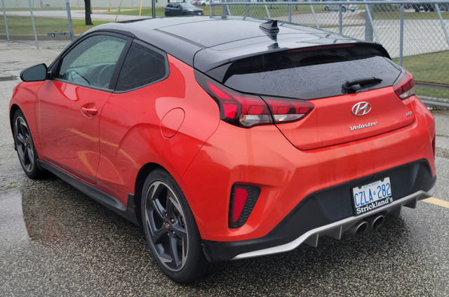 2020 Hyundai Veloster Turbo 6 speed manual in Cars & Trucks in Windsor Region - Image 2