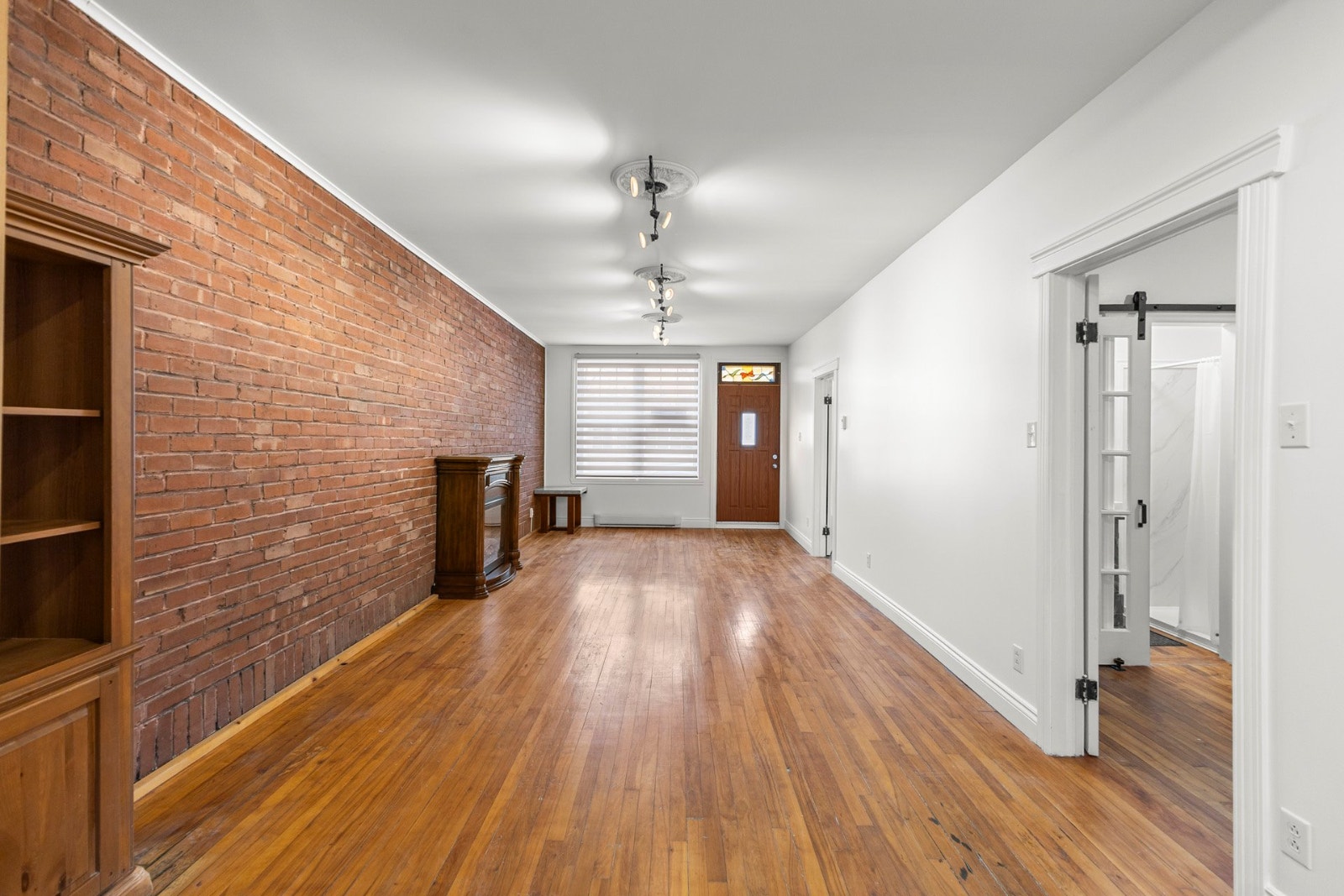 Rooms for rent by John Abbott College — photo 3