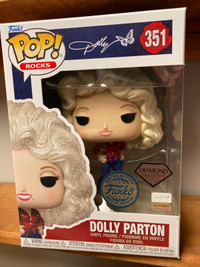 Funko Exclusive Glitter Dolly Parton Funko Pop Figure