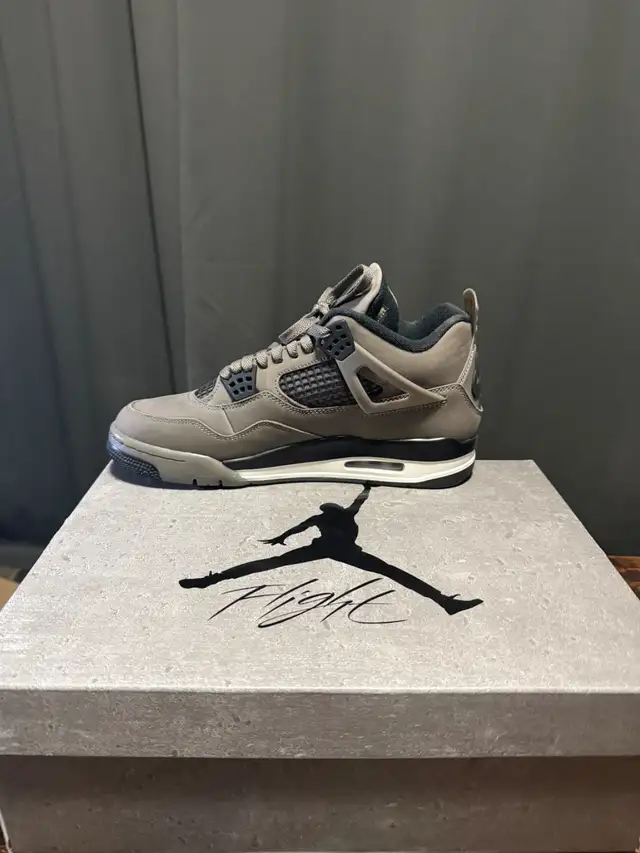 Air Jordan 4 “Cacao Wow / Cava Stone” – Size 9.5 Men – $300 in Men's Shoes in Laval / North Shore - Image 4