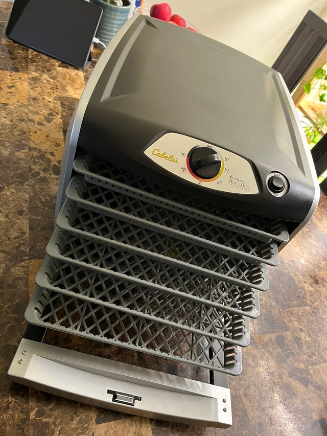 Cabela’s 6 Tray Heavy Duty Dehydrator Other Kingston Kijiji