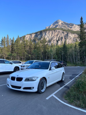 2011 BMW 3 Series -