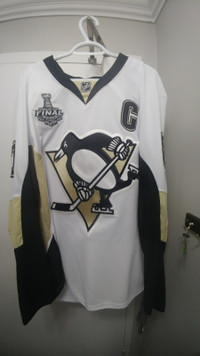 Sidney Crosby Signed Pittsburgh Penguins Adidas Pro Gold Jersey Frameworth  COA