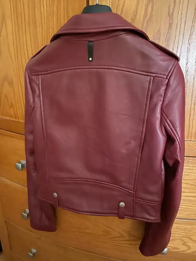 Brand new MACKAGE lambskin leather jacket in Women's - Tops & Outerwear in City of Montréal - Image 3