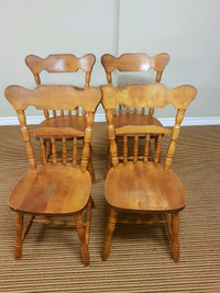 4 real oak dinning chairs