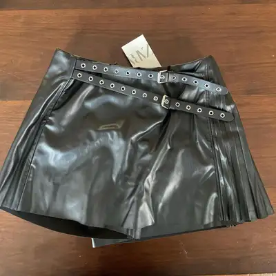 Zara skirt/skort, View more