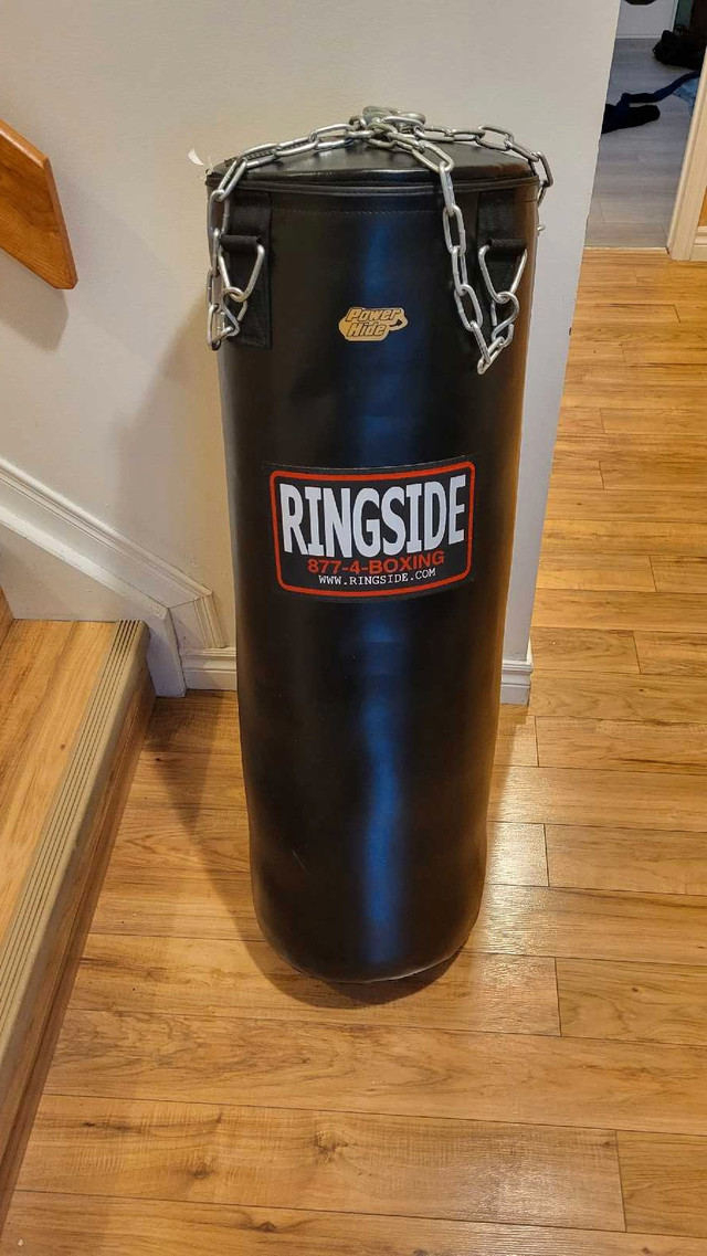 ** Baisse de prix ** Sac de Boxe 100 lbs / Heavy Bag 100 pounds in Exercise Equipment in Gatineau