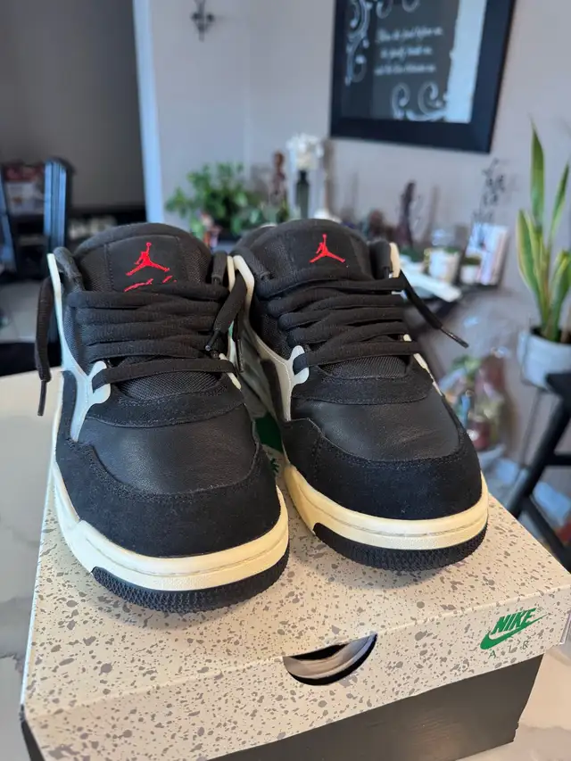 Air Jordan 4 RM Black/Sail - Size 10M in Men's Shoes in City of Toronto - Image 5