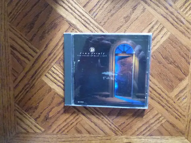 The House Of Blue Light – Deep Purple   CD  near mint   $6.00628632659840011222