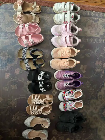 Girls shoes size 7-10, View more