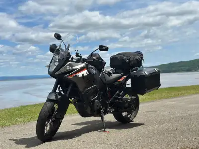 This bike has been well maintained with very low mileage. ABS and traction control. Multiple electro...