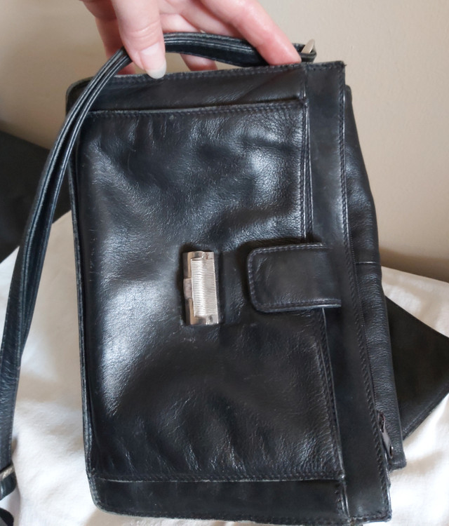Leather purse Derek Dal Alexander in Women's - Bags & Wallets in Saskatoon - Image 2