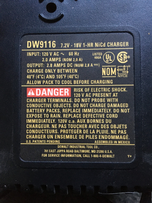 Chargeur de batterie DEWALT model DW9116 25$$ dans Outils électriques  à Laval/Rive Nord - Image 3