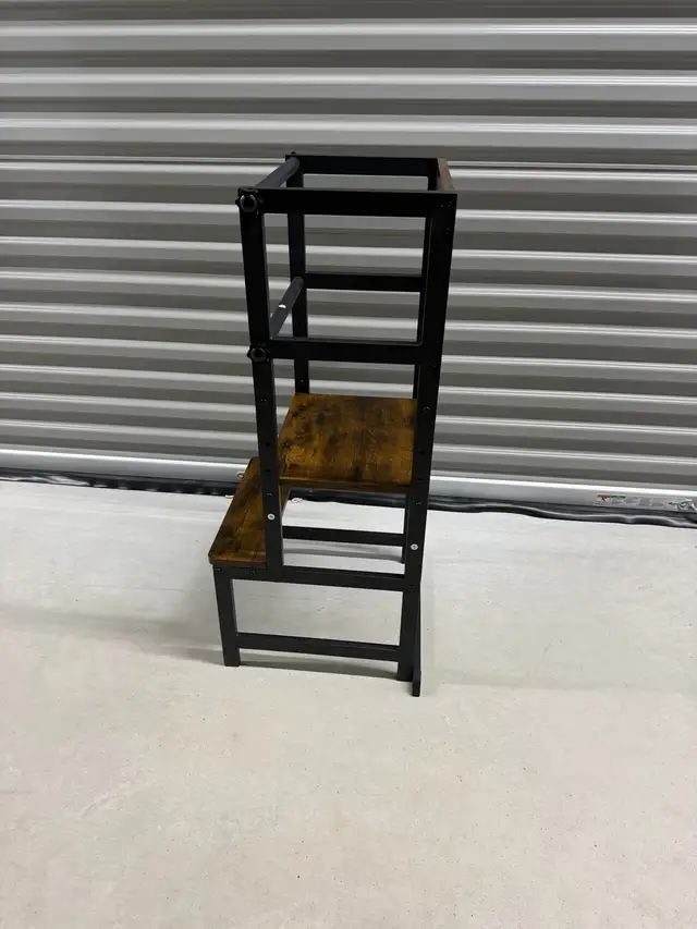 Kitchen Helper Stool in Feeding & High Chairs in City of Toronto - Image 4