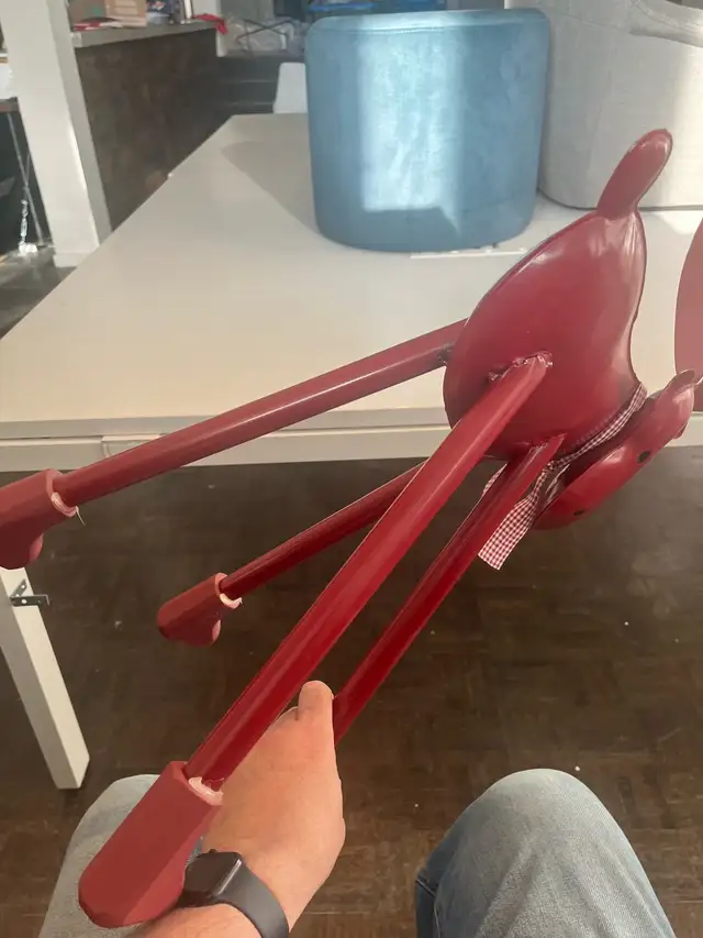 9.5" METAL MOOSE W/WOODEN FEET, LARGE ANTLERS & GINGHAM SCARF in Holiday, Event & Seasonal in Ottawa - Image 6