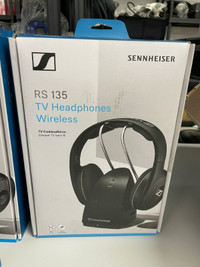 RS 135 Wireless on-ear Headphones with Rechargeable batteries