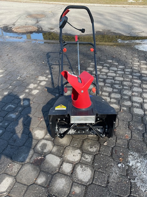 SOUFFLEUSE ÉLECTRIQUE 13.5AMP in Lawnmowers & Leaf Blowers in Longueuil / South Shore - Image 2