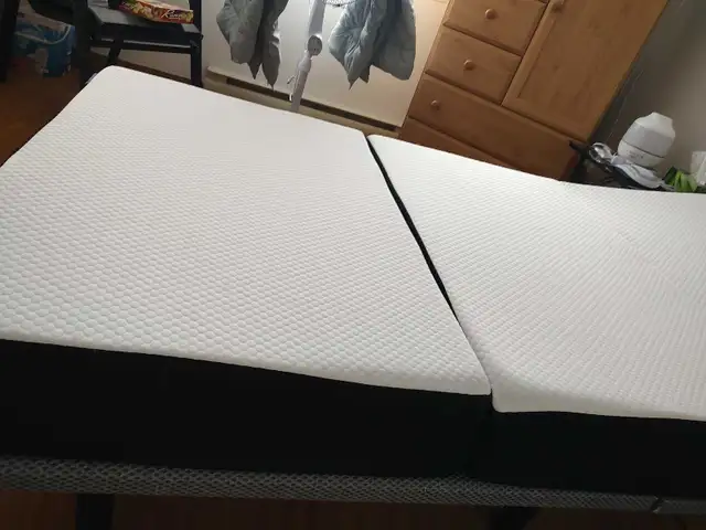 Matelas simpleXL pliant in Beds & Mattresses in Sherbrooke - Image 3