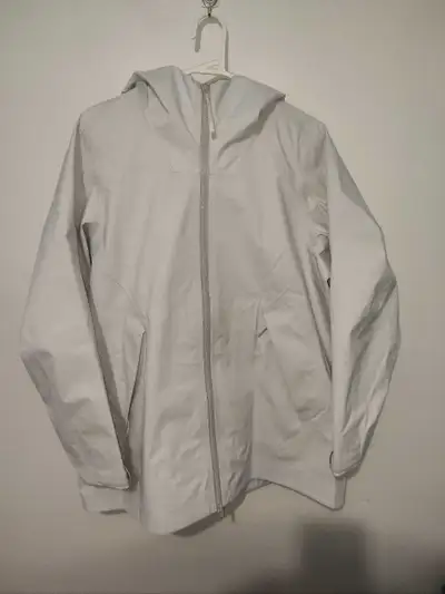 Arc'teryx Veilance Women's Anelle Coat (Small), View more