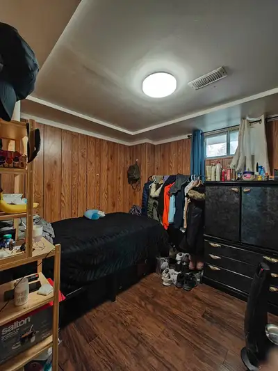 Private room for rent