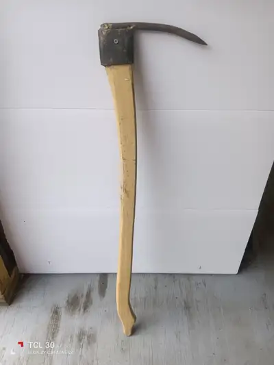 Pique a Bois., View more