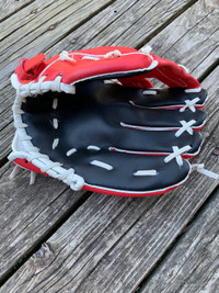 Base ball glove