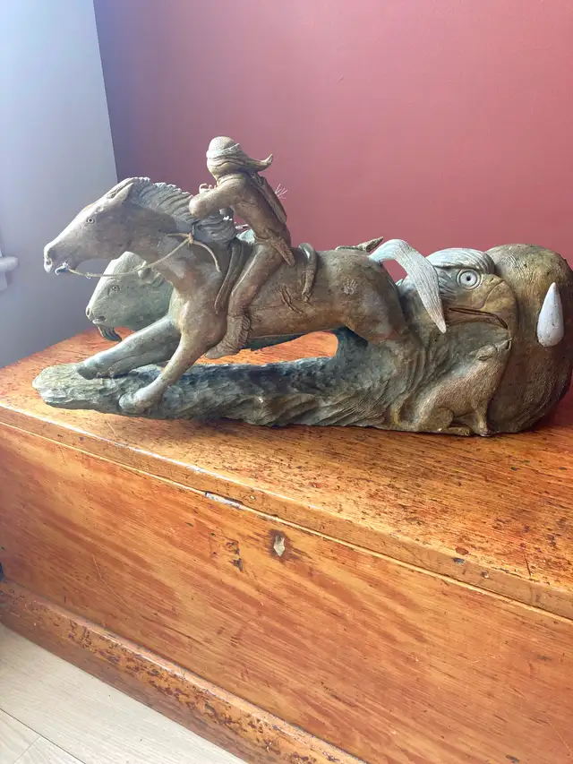 soapstone carving542515702971115521