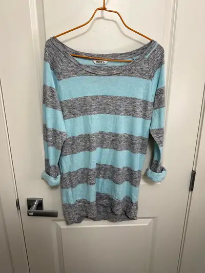 TNA Wide Stripe Scoop Neck Top in Light Blue and Gray in size S, View more