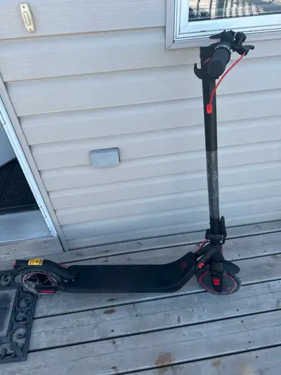 I'm selling a fairly used Gyrocopters Flash 6.0 2025 Electric Scooter Adult that's ready for new adv...