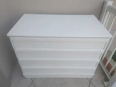 SOILD WOOD 4 DRAWERS DRESSER, View more