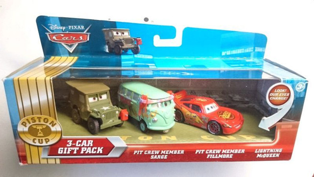 DISNEY PIXAR CARS GIFT PACK MCQUEEN SARGE FILLMORE DIE CAST CARS in Arts & Collectibles in Mississauga / Peel Region - Image 2