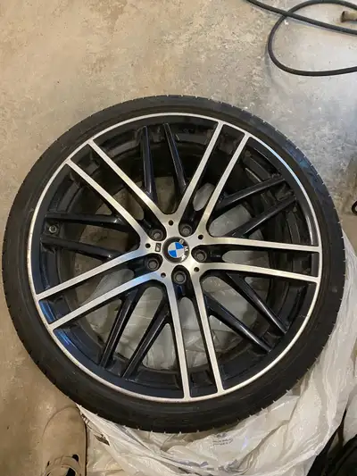 Set of pirelli tires as well