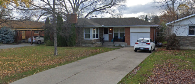close brock university/pen centre,whole house(6 BRs,2 WRs) in Long Term Rentals in St. Catharines