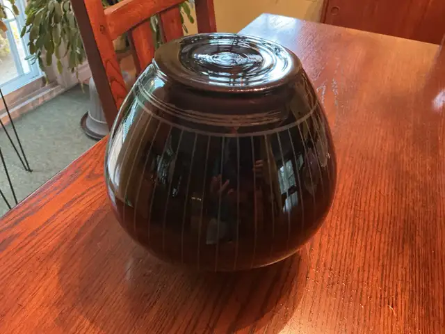 Large Black vase64840217872259123