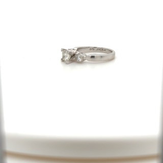 Certified  Diamond ring 18k under 1K (0.83) diamond dans Bijoux et montres  à Ville de Montréal - Image 4