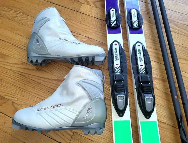 Cross Country Ski set Waxless - Womens 6 - 11 / Youth/Mens 5-10 in Ski in Winnipeg - Image 7