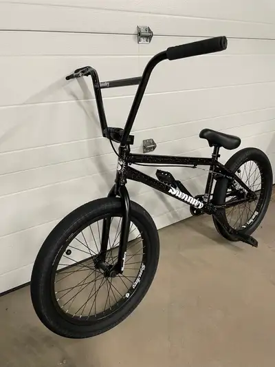 2023 Signature Series Fresh tune and detail Full Chromoly Free Coaster Hub 4pc bars Very little use...