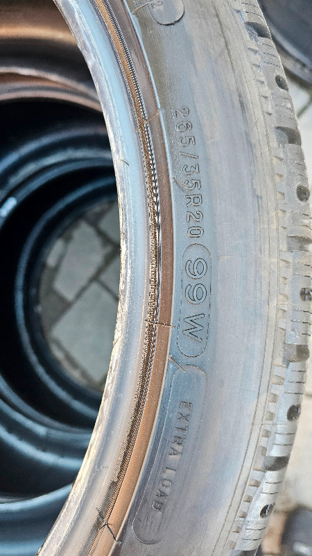 265/35/20 Michelin winter tires 90% tread in Tires & Rims in Markham / York Region - Image 4