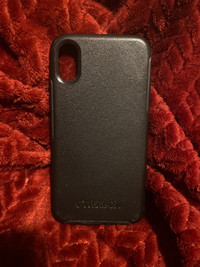 Black iPhone X otter box case