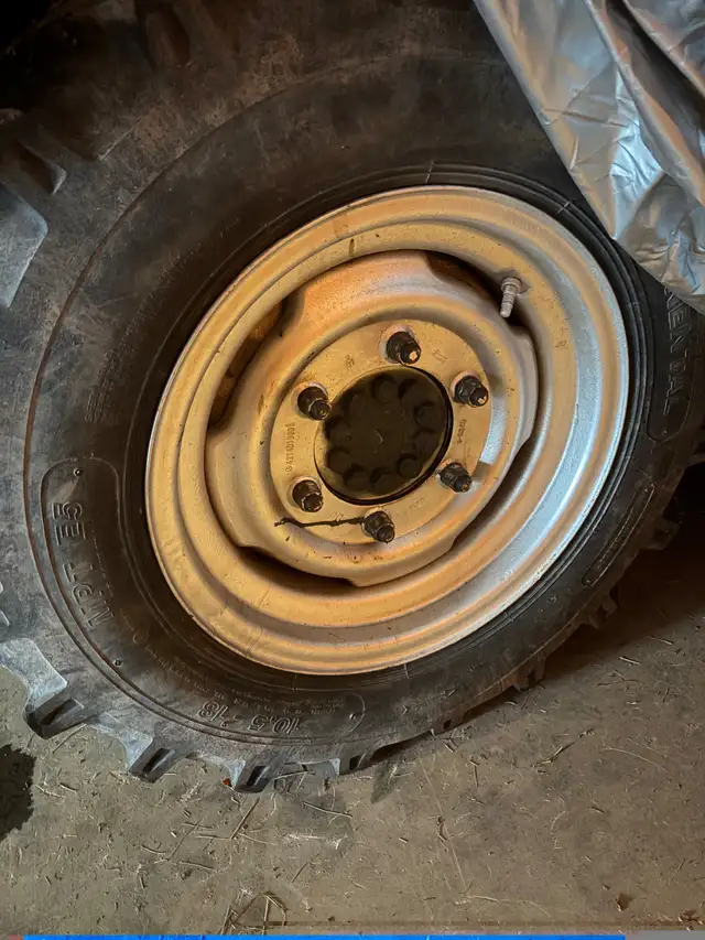 Unimog 421 Wheels in Tires & Rims in New Glasgow - Image 4