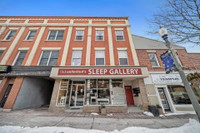 One bedroom apartment - Downtown Bowmanville $1700/ MTH