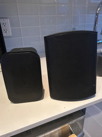 2 wall speakers 