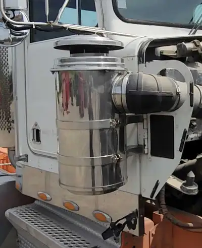 Looking for a driver's side breather like one in the picture. Also interested in the brakets if you...