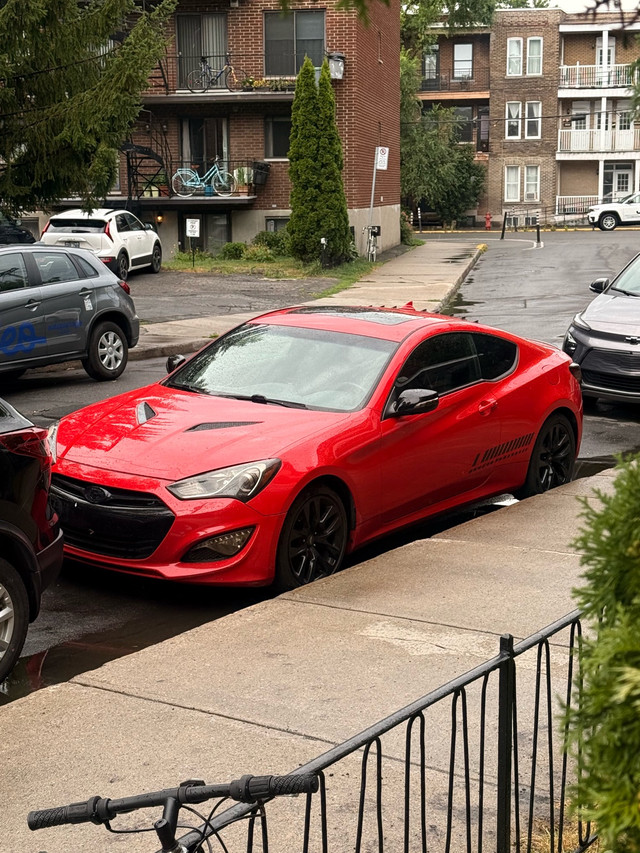 Genesis coupe 2014 2.0T dans Autos et camions  à Ville de Montréal - Image 2