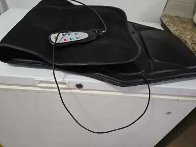 siège d'auto chauffant cuir propre utilisé 1 fois confortable , View more