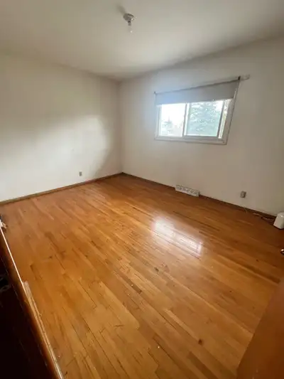 Furniture room for rent in different locations. available today . From $680 including all utilities....