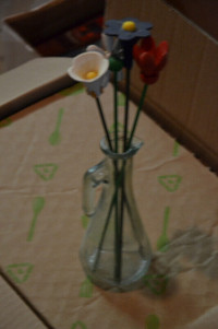 Glass Vase with 4 Wooden Flowers