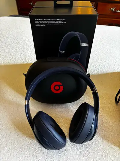 Beats Studio 3 avec suppression de bruit (Noise Cancelling), View more