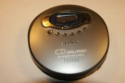 Sony CD Player Model DF - F411, View more