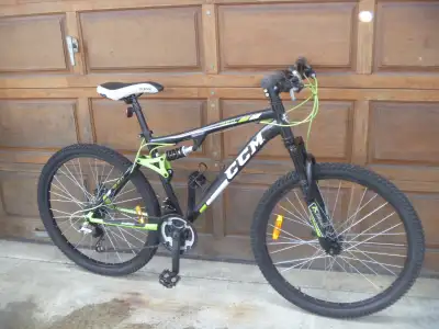 CCM SL2.0 26" full suspension mountain bike, View more